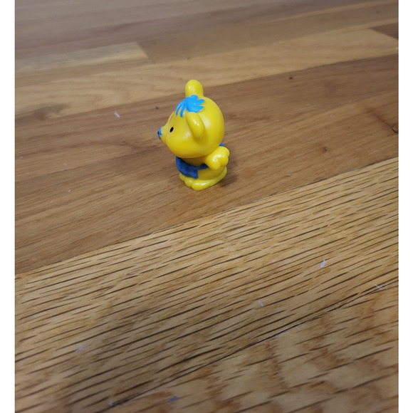 Strawberry Shortcake Cheesecake Pet Yellow Bear Mouse Figure Blue Bow - Picture 2 of 6